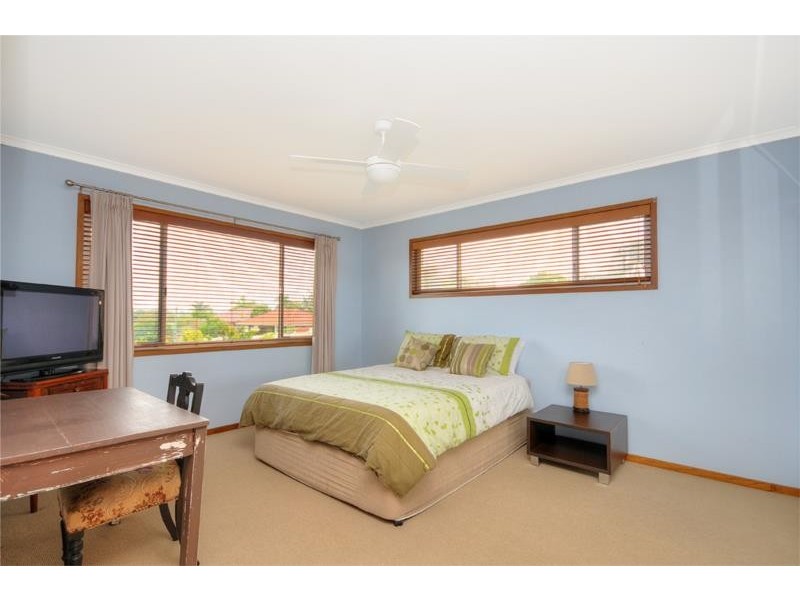 24 First Avenue, Labrador QLD 4215