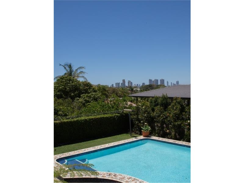 24 First Avenue, Labrador QLD 4215