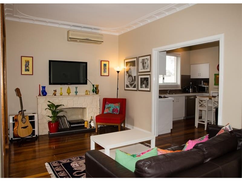 55 Coleman Crescent, Melville WA 6156