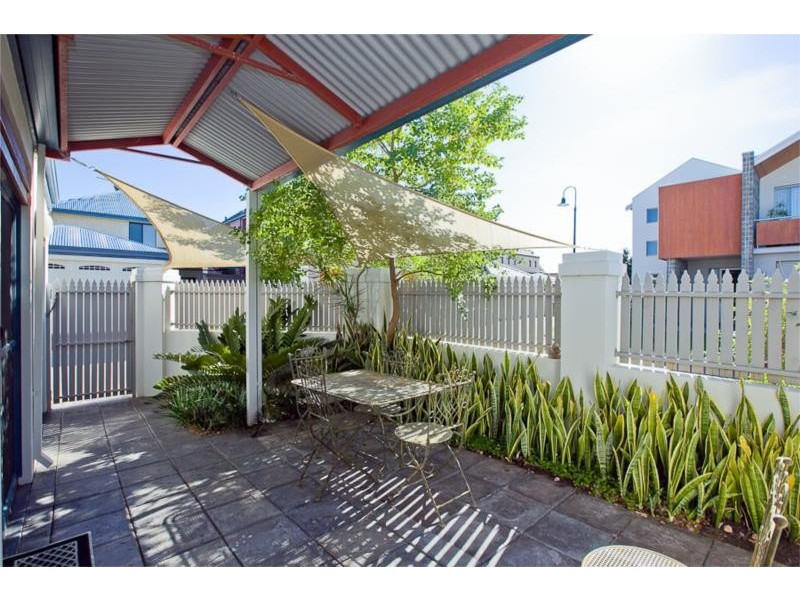 9 The Anchorage, Maylands WA 6051