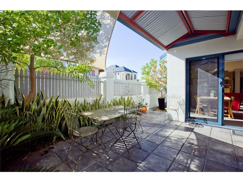 9 The Anchorage, Maylands WA 6051