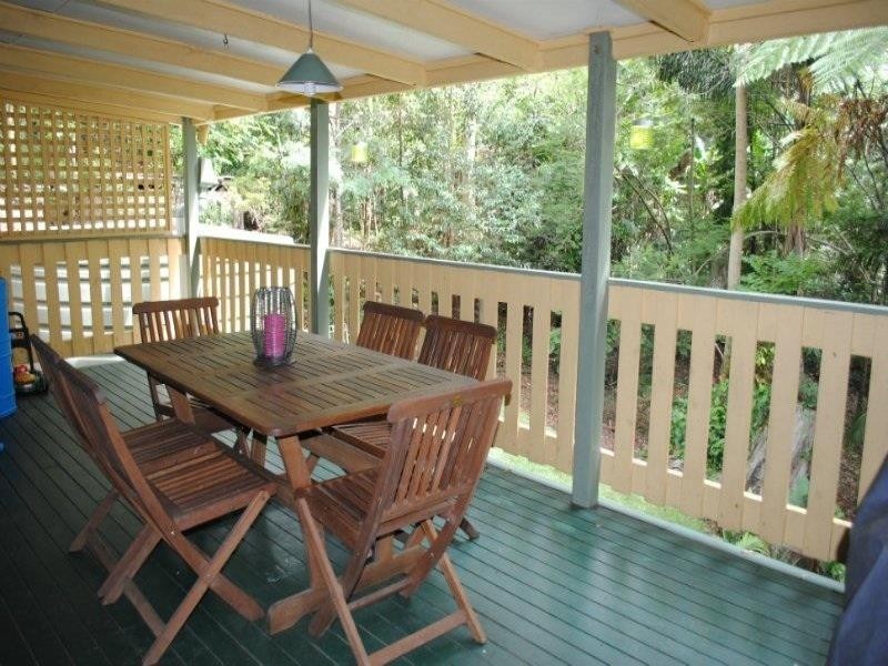 6 Kinabalu Drive, Eagle Heights QLD 4271