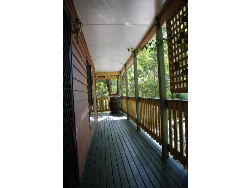 6 Kinabalu Drive, Eagle Heights QLD 4271