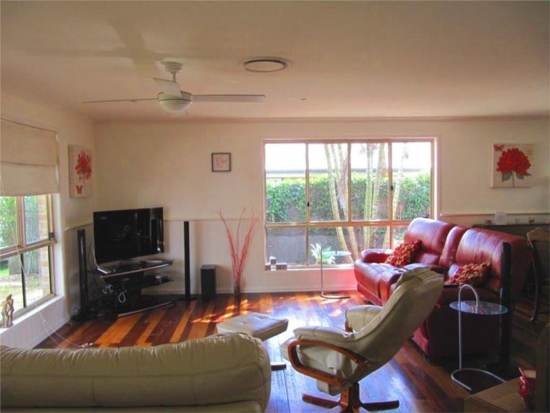 5 Pegwell Place, Currimundi QLD 4551