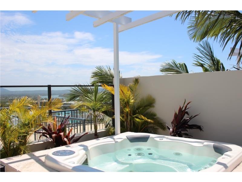 305/16 Noosa Drive, Noosa Heads QLD 4567