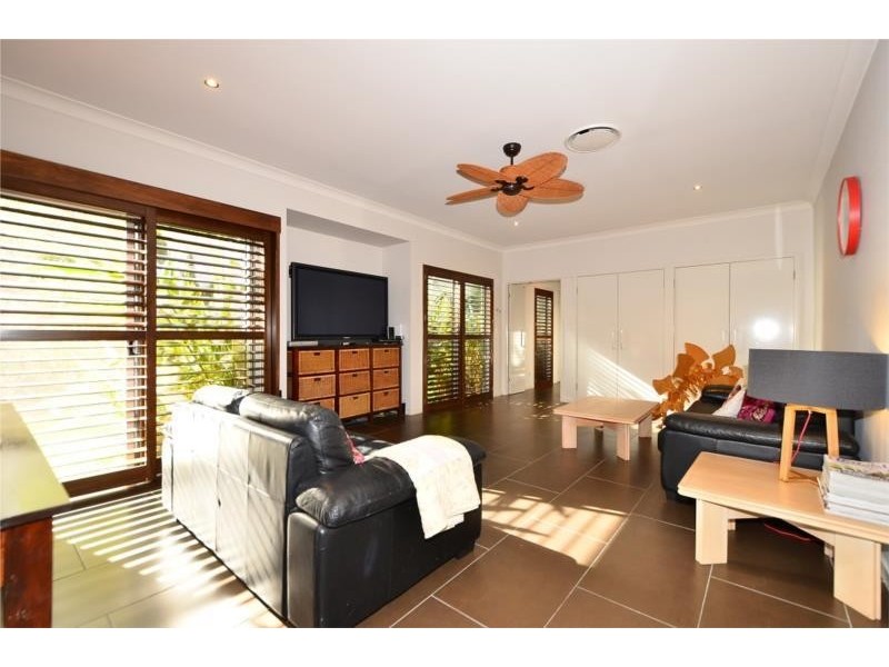 206 Sugars Road, Anstead QLD 4070