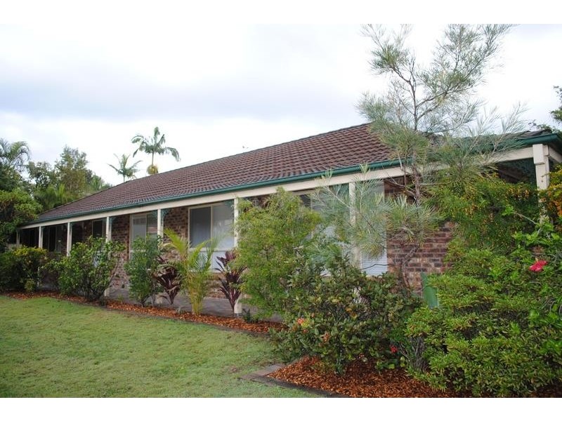 21 ALLIED DRIVE, Arundel QLD 4214