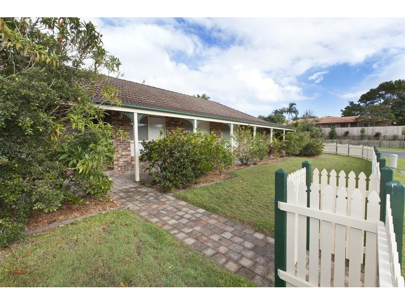 21 ALLIED DRIVE, Arundel QLD 4214