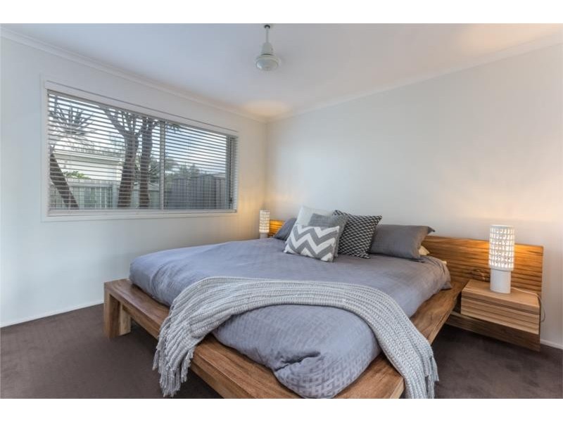 118 Oceanic Drive, Warana QLD 4575