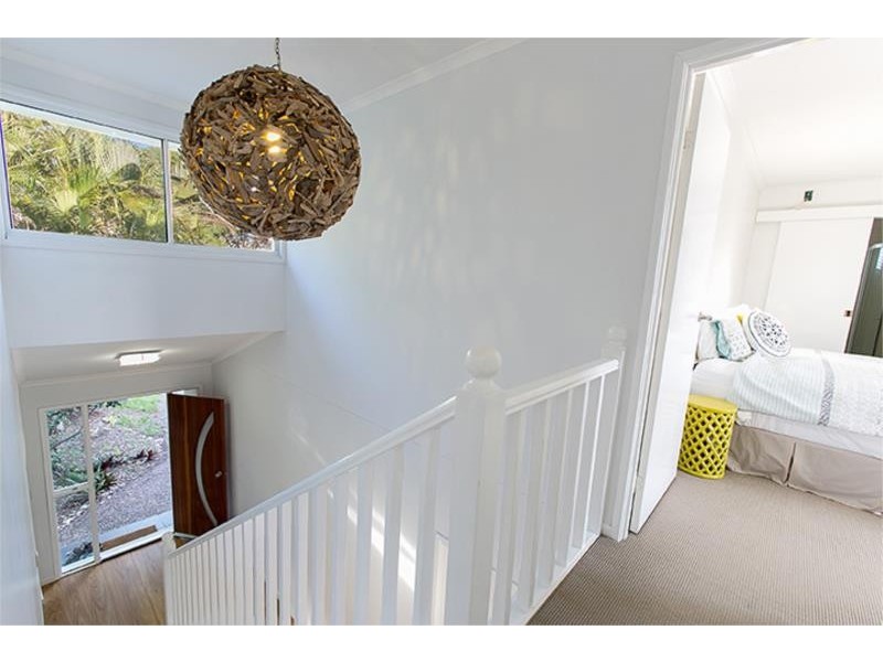 21 Wavecrest Drive, Castaways Beach QLD 4567
