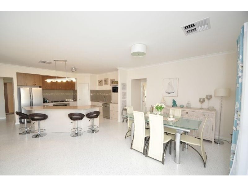 15 PLATYPUS GREEN, Baldivis WA 6171