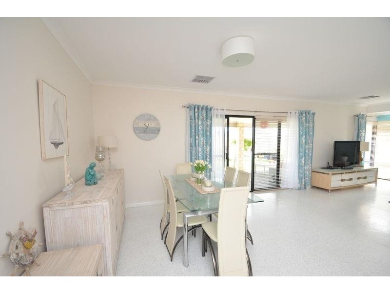 15 PLATYPUS GREEN, Baldivis WA 6171