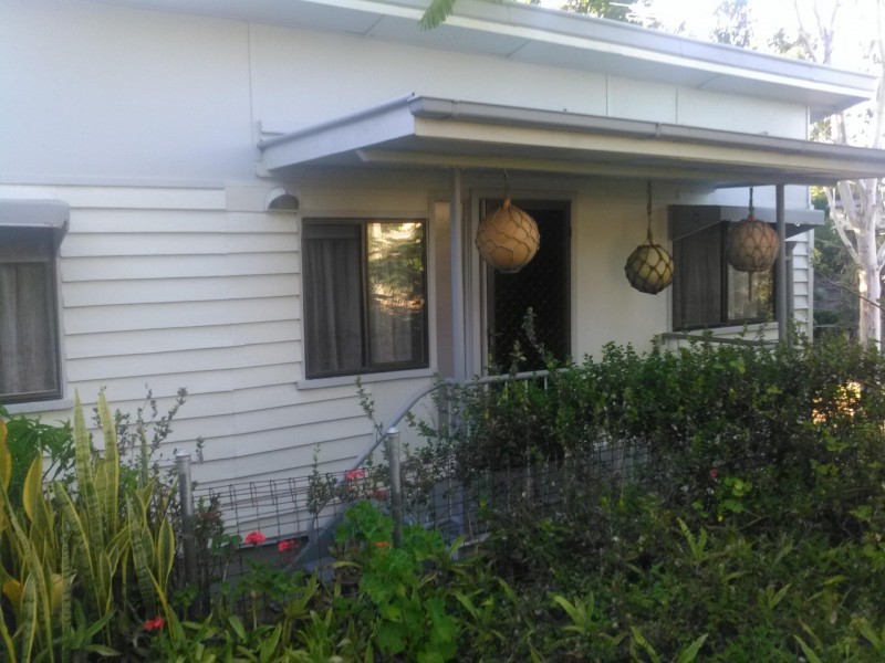 22 West Street, Mount Morgan QLD 4714