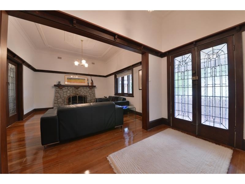 4 Bedford Street, Nedlands WA 6009