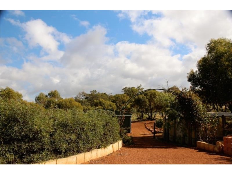 194 Timber Creek Crescent, Coondle WA 6566