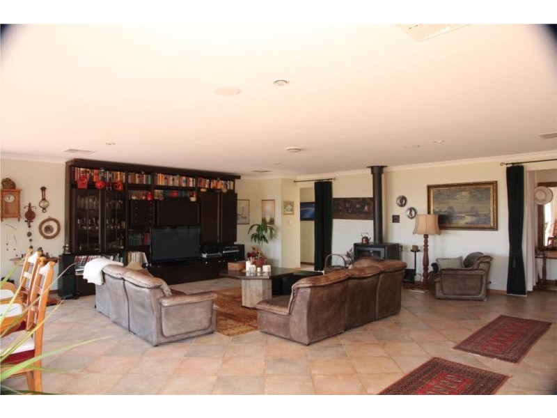 194 Timber Creek Crescent, Coondle WA 6566