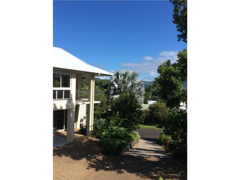 91 Petersen Street, Freshwater QLD 4870