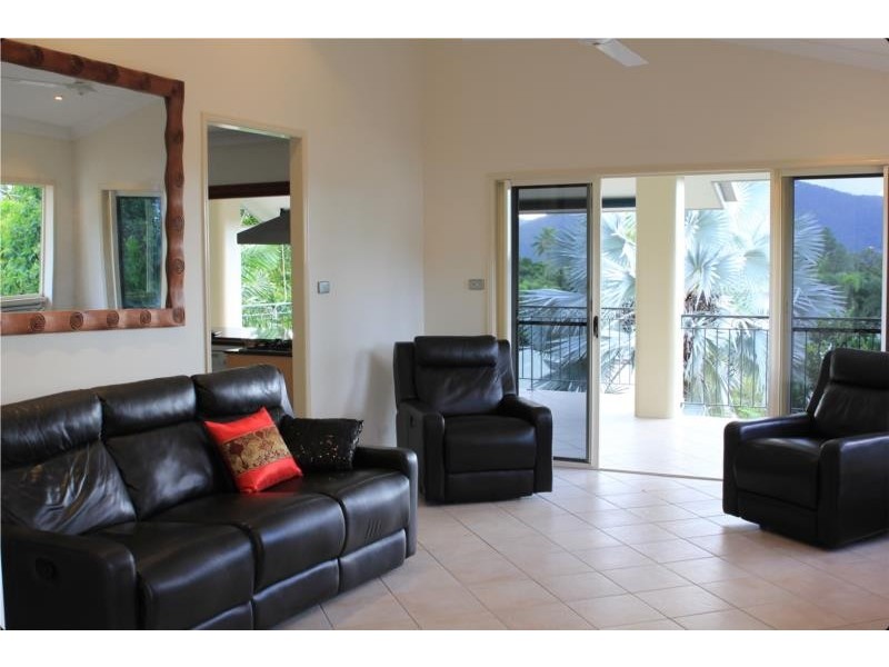 91 Petersen Street, Freshwater QLD 4870