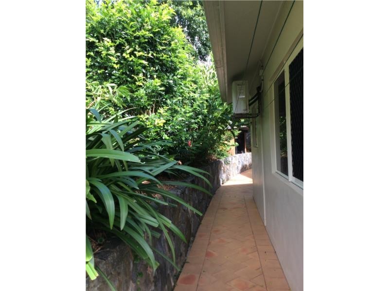 91 Petersen Street, Freshwater QLD 4870