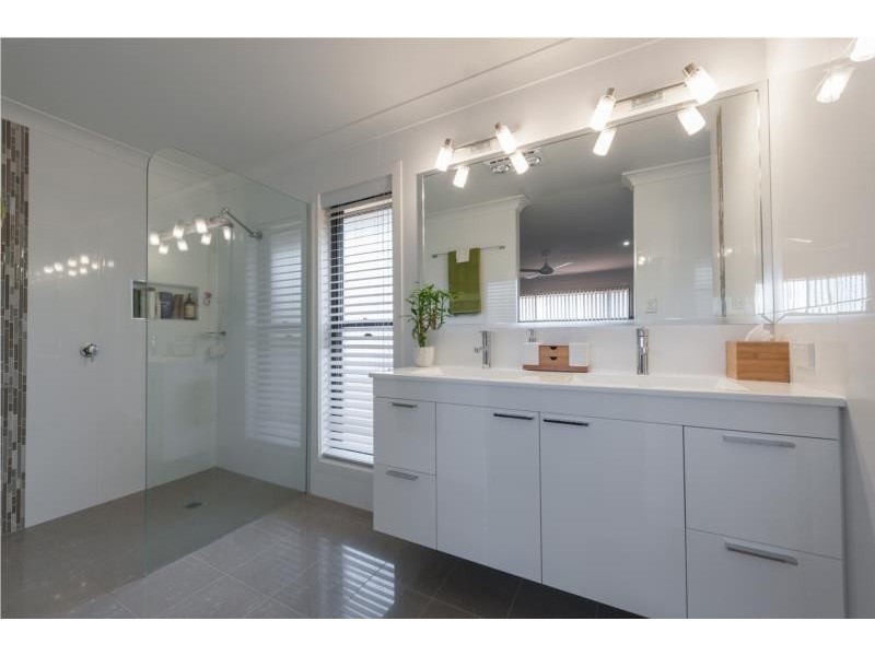 97 EMERALD DRIVE, Port Macquarie NSW 2444