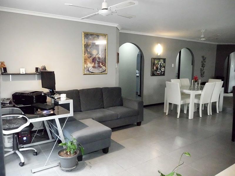 1 Starkey Street, Avondale QLD 4670