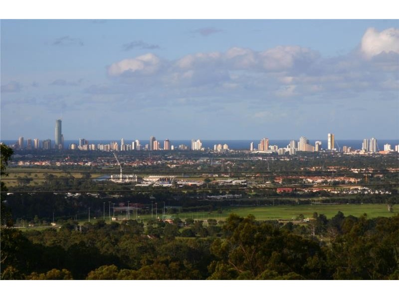 56 Wallaby Drive, Mudgeeraba QLD 4213