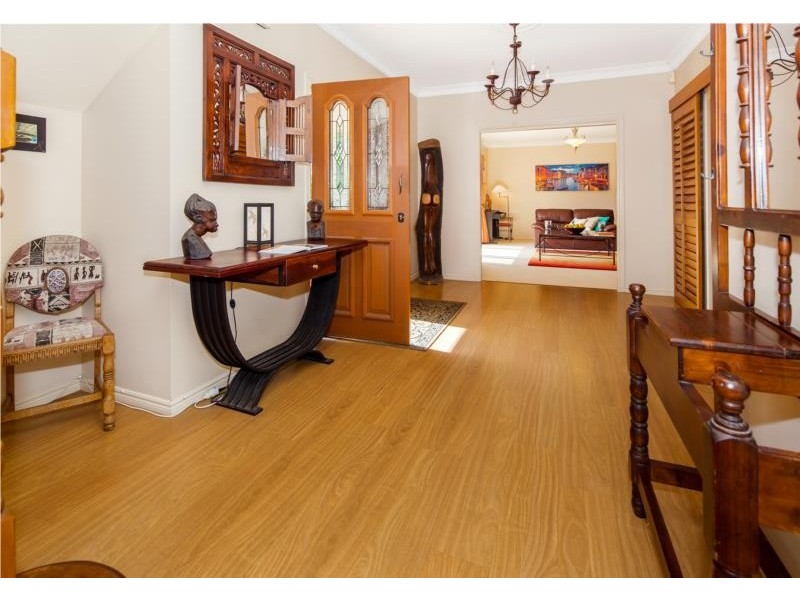 56 Wallaby Drive, Mudgeeraba QLD 4213