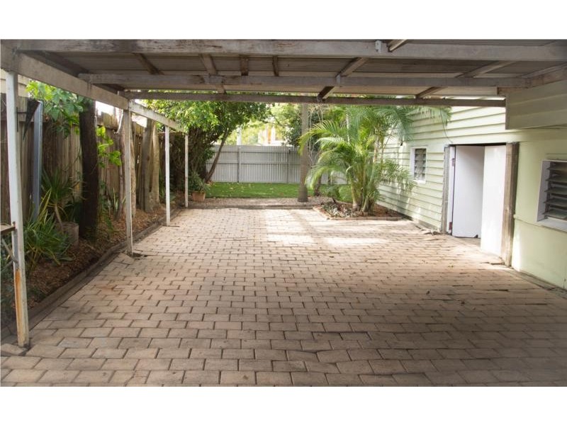 1 Riddings Street, Coorparoo QLD 4151