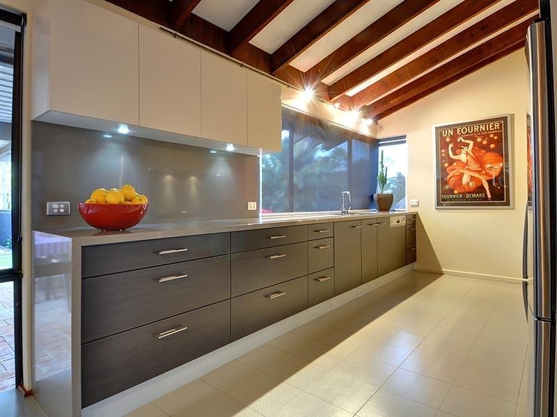 6  Tanah close, Kingsley WA 6026