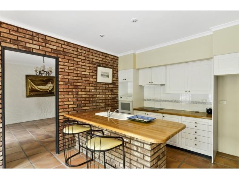 2 Bellview Crescent, Ashmore QLD 4214