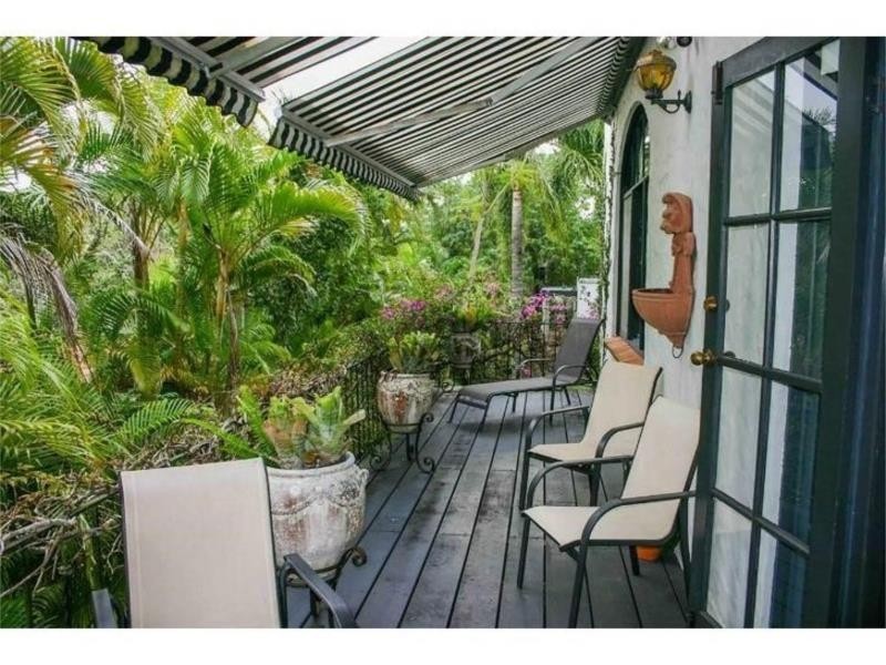 2 Bellview Crescent, Ashmore QLD 4214