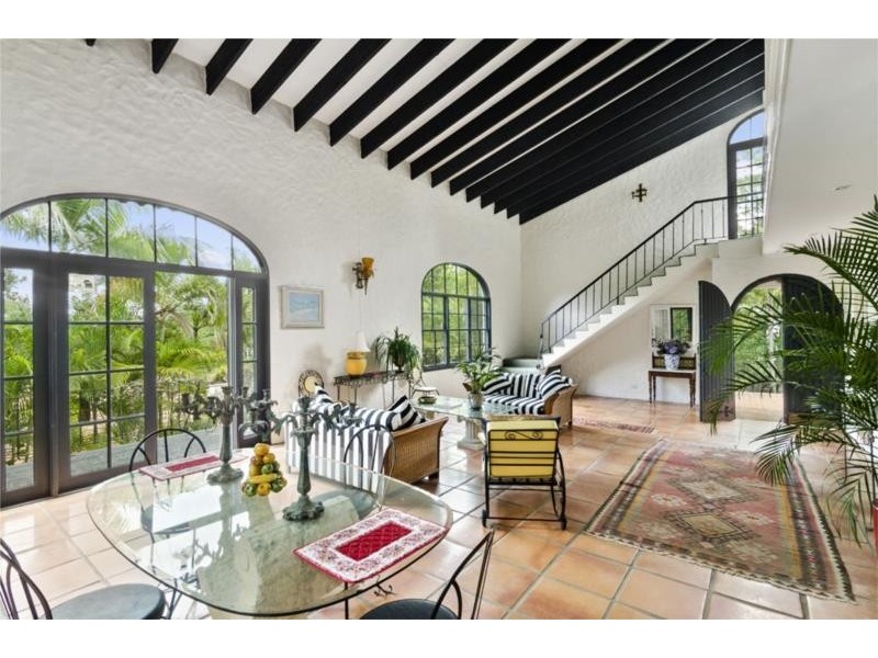 2 Bellview Crescent, Ashmore QLD 4214