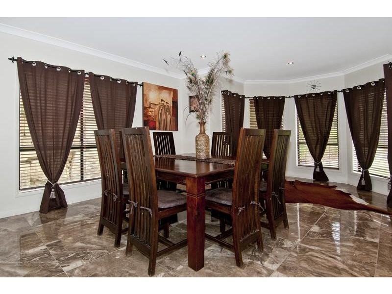 89 Wuraga Road, Bahrs Scrub QLD 4207