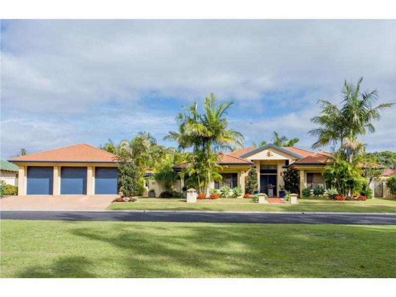 10 Conrad Close, Iluka NSW 2466