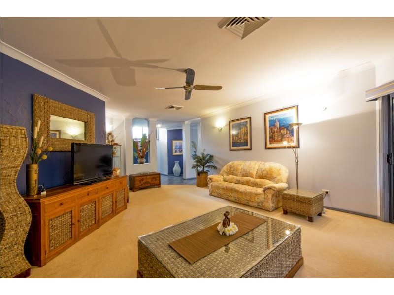 10 Conrad Close, Iluka NSW 2466