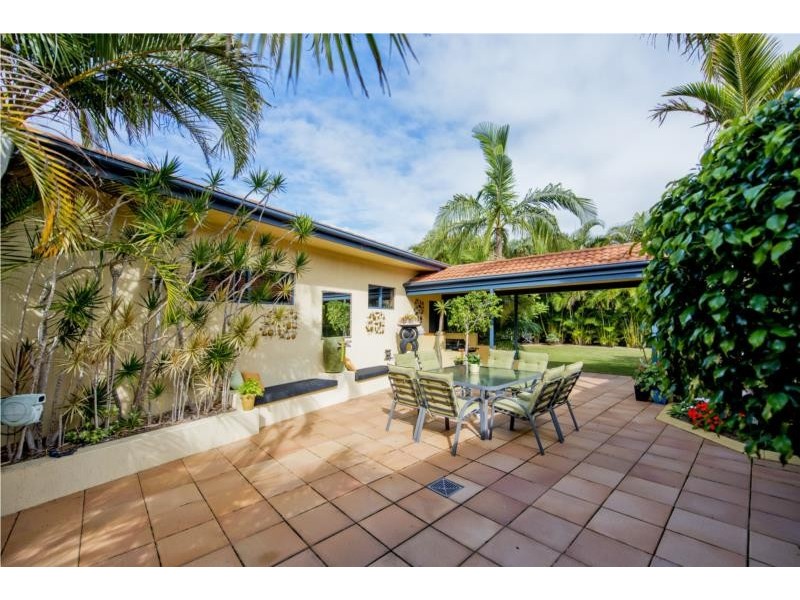 10 Conrad Close, Iluka NSW 2466