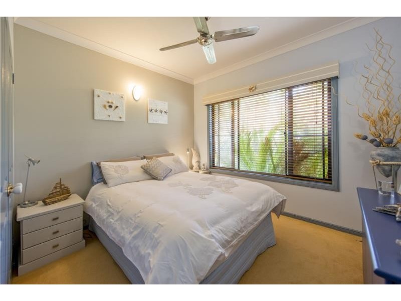 10 Conrad Close, Iluka NSW 2466