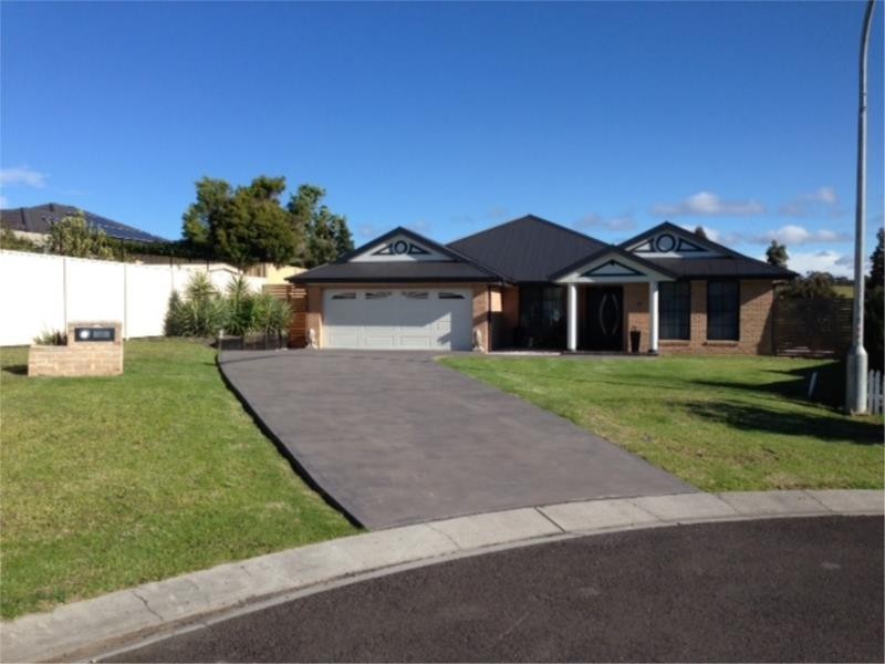 56 Kardella Avenue, Nowra NSW 2541