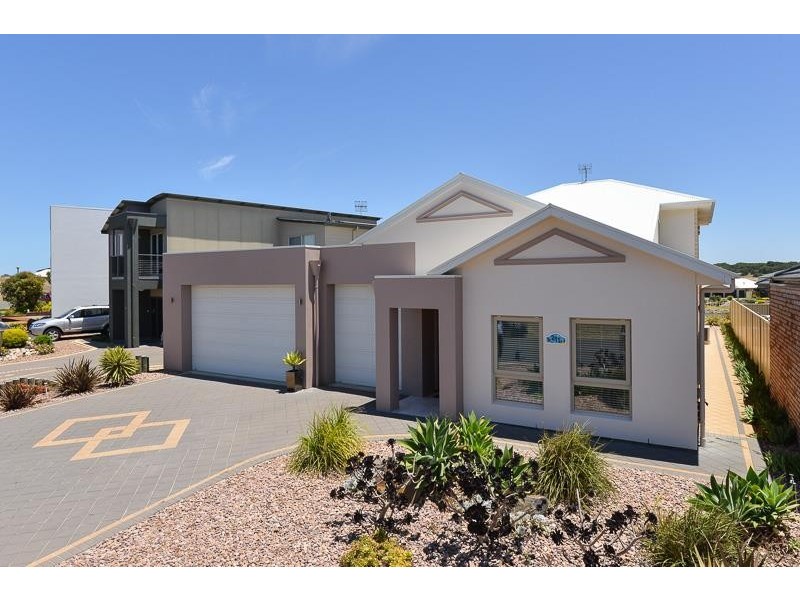 211 EXCELSIOR PARADE, Hindmarsh Island SA 5214