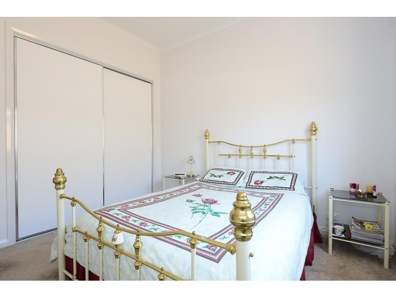 211 EXCELSIOR PARADE, Hindmarsh Island SA 5214