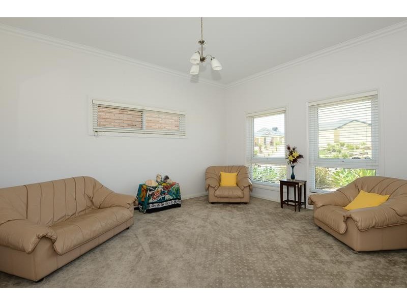 211 EXCELSIOR PARADE, Hindmarsh Island SA 5214