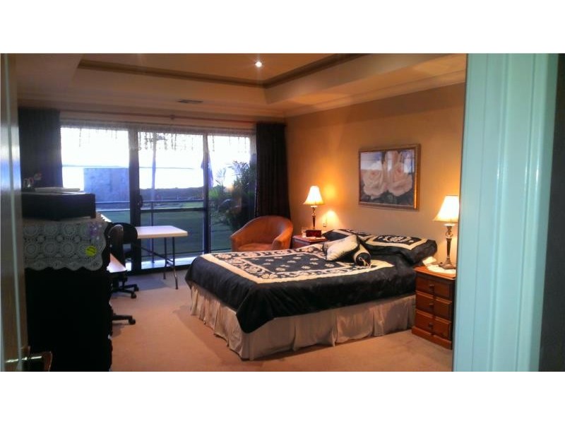 175 Rockingham Beach Road, Rockingham Beach WA 6168