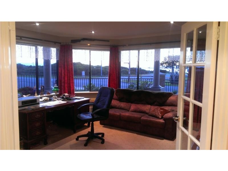 175 Rockingham Beach Road, Rockingham Beach WA 6168