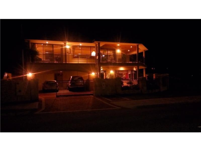 175 Rockingham Beach Road, Rockingham Beach WA 6168