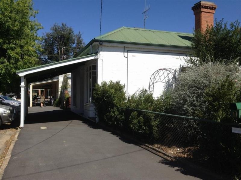 15 Lyons Street, Newstead VIC 3462