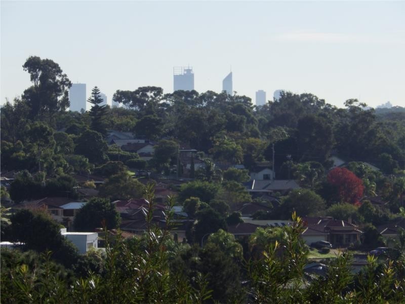 29 Battye Road, Kardinya WA 6163