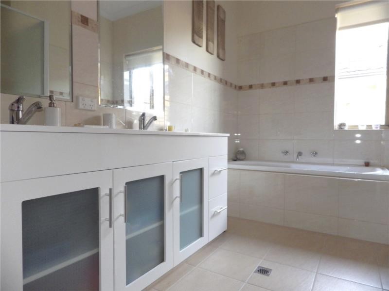 29 Battye Road, Kardinya WA 6163