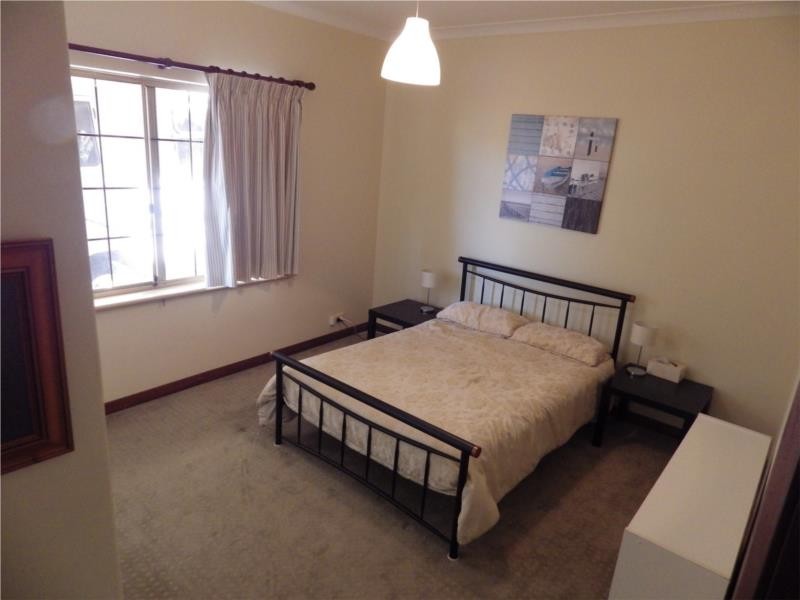 29 Battye Road, Kardinya WA 6163