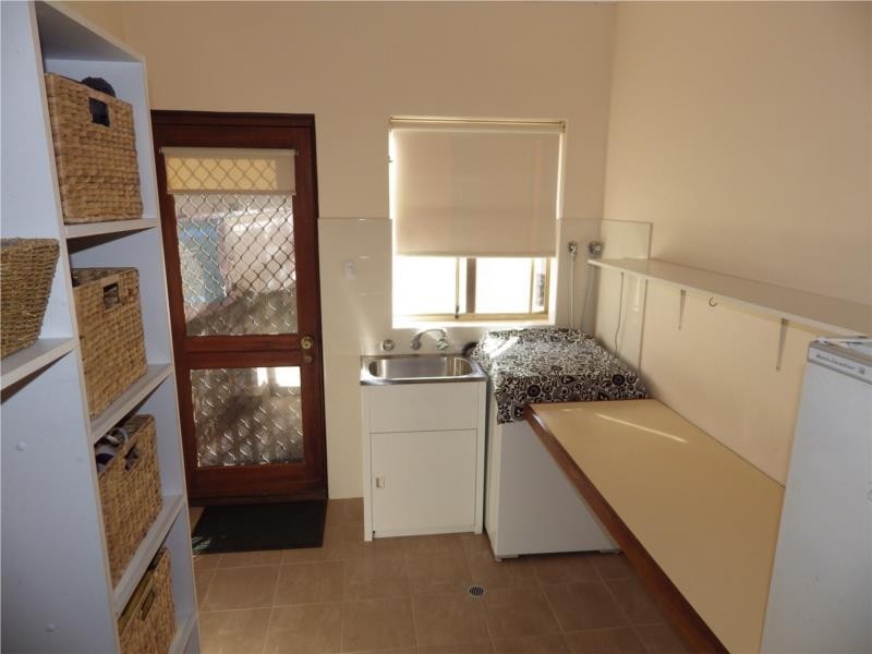 29 Battye Road, Kardinya WA 6163