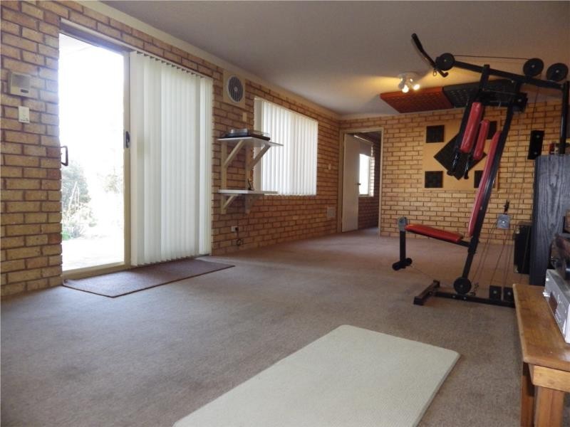 29 Battye Road, Kardinya WA 6163